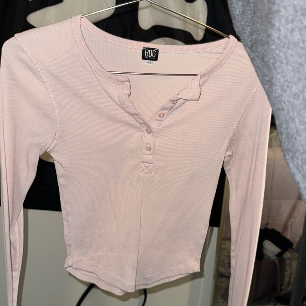 urban outfitters henley tops x small